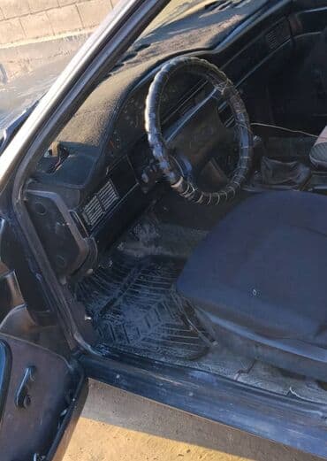 фолсваген б 4: Audi 100: 1990 г., 1.8 л, Механика, Бензин, Седан — 4