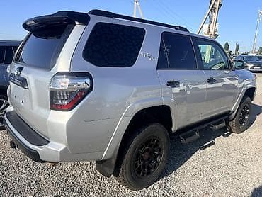 утопленник: Toyota 4Runner: 2020 г., 4 л, Автомат, Бензин — 4