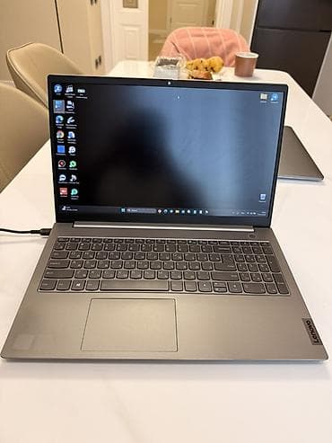 microsoft surface pro 11: Intel Core i5 — 2