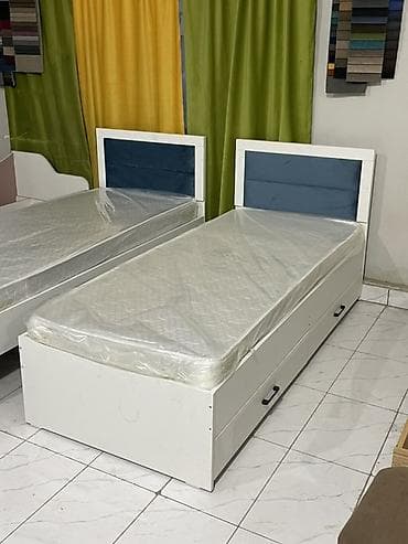 диван раздвижной: Односпальная кровать, Новый, С мягким изголовьем, В рассрочку, длина - 190 см — 1