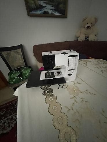 Стиральные машины: ТОРГ УМЕСТЕН Компактная электрическая швейная машина - Форм‑фактор — 3