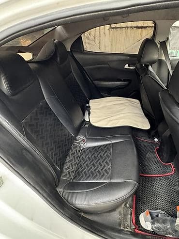 полики к7: Kia Forte: 2019 г., 1.6 л, Механика, Бензин, Седан — 7