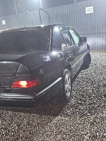 чехол авто сдения: Mercedes-Benz W124: 1992 г., 2.3 л, Автомат, Бензин, Седан — 9