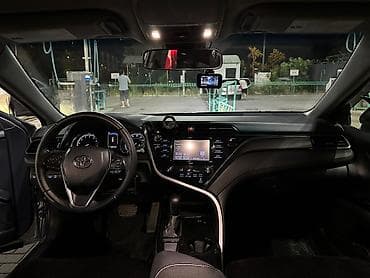 Toyota Camry: 2020 г., 2.5 л, Автомат, Бензин, Седан — 10