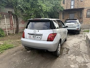 чехол на тайота ист: Toyota Ist: 2003 г., 1.5 л, Автомат, Бензин, Хэтчбэк — 4
