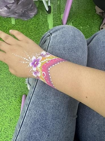 черный работа: Аквагрим для детей и взрослых - Яркие рисунки на лице и руках — 2