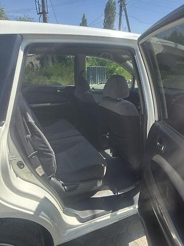 автокредит на бу авто бишкек: Honda Stream: 2001 г., 1.7 л, Автомат, Бензин, Вэн/Минивэн — 9