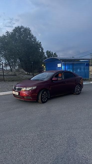 vaz 2109: Kia Cerato: 2011 г., 1.6 л, Механика, Газ, Седан — 2