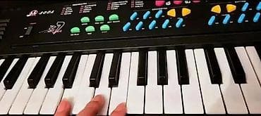 мини пианино: Электронное пианино Работает на батарейках В отличном состоянии — 5