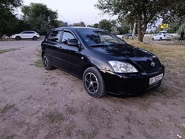 Toyota Corolla: 2002 г., 1.6 л, Механика, Бензин, Хэтчбэк