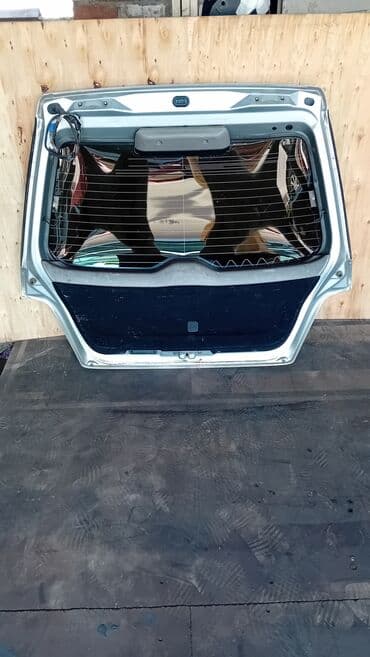 крышка багажник: Крышка багажника Subaru — 8