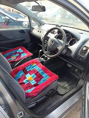 honda stepwgn 1: Honda Fit: 2004 г., 1.3 л, Вариатор, Бензин, Хэтчбэк — 6