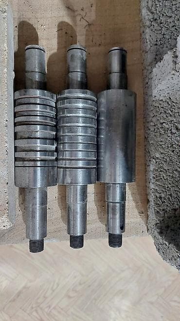 метал прокат: Продам вальцы. есть дополнительные валы. катает проволоку, кольца — 3