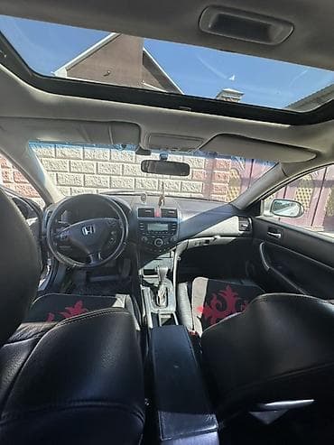 Транспорт: Honda Accord: 2004 г., 2.4 л, Автомат, Седан — 4