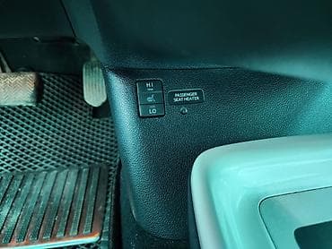 дрив карт: Toyota Prius: 2016 г., 1.8 л, Гибрид, Лифтбек — 8