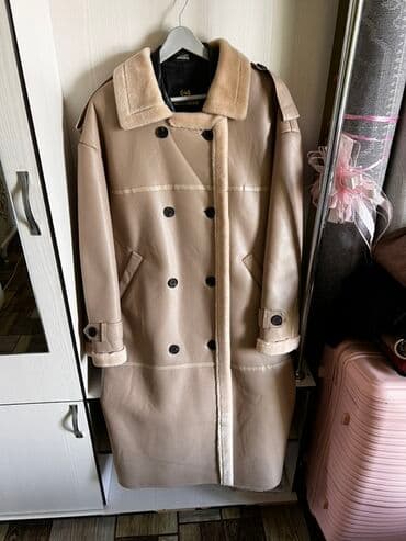 плащи от дождя: Длинная двубортная дублёнка-тренч цвета беж. - Материал: гладкая — 1