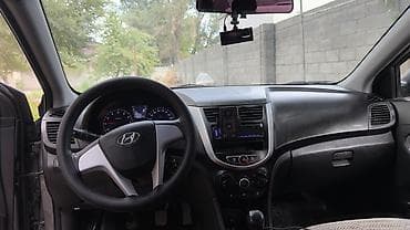 6: Hyundai Accent: 2014 г., 1.6 л, Механика, Бензин, Седан — 7