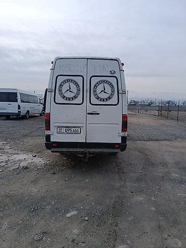 Легкий грузовик, Mercedes-Benz, Стандарт, Б/у