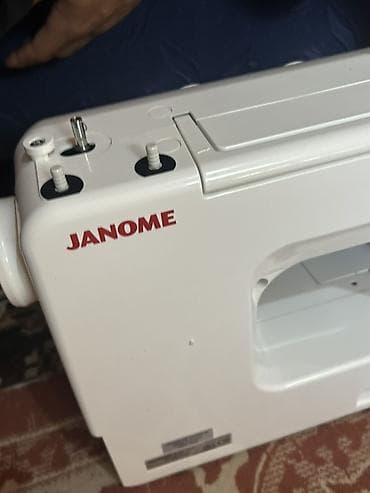 Техника и электроника: Швейная машина Janome, Электромеханическая — 2
