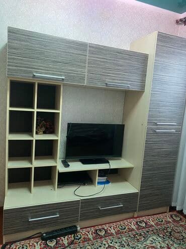 Продаю шкаф и односпальную кровать. В хорошем состоянии. В г. Кара- at lalafo.kg Продаю шкаф и односпальную кровать. В хорошем состоянии. В г. Кара-