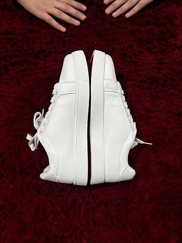 Женская обувь: Мужские кроссовки, 43, Christian Louboutin, Новый, цвет - Белый — 2