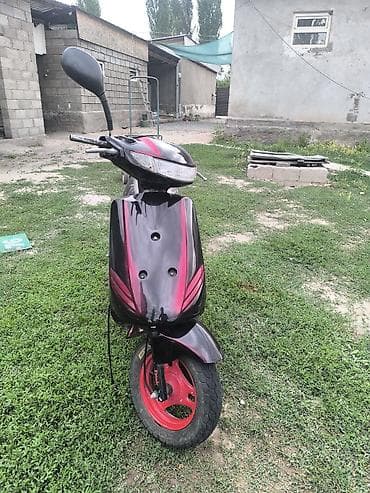 Тип скутера Honda, 100 куб. см, Бензин
