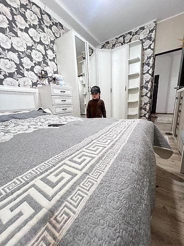 дом продаю московский район: 3 комнаты, 85 м², 1 этаж — 10