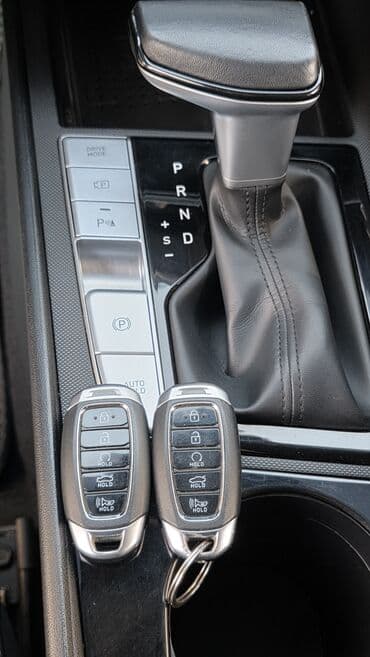 набор ключей в чемодане: Hyundai Avante: 2022 г., 1.6 л, Автомат, Бензиновая, Седан — 22