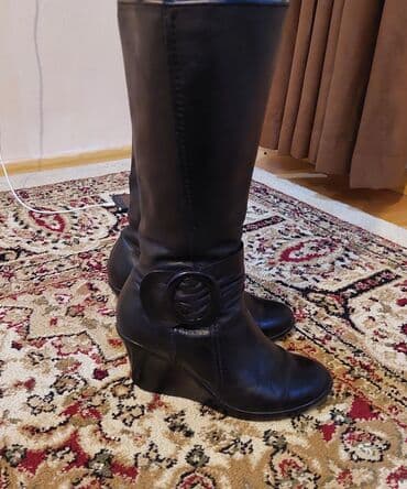 фирменный сапоги: Сапоги, 35, Classica, Б/у, цвет - Черный, Бесплатная доставка, Платная доставка, Самовывоз — 1