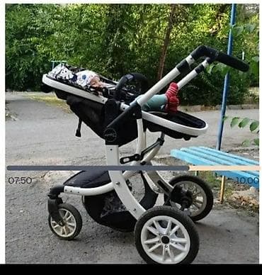 Детский транспорт: Коляска, цвет - Белый, Б/у — 3