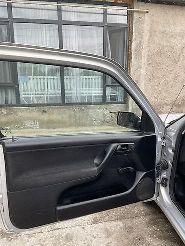 Продажа авто: Volkswagen Golf: 1995 г., Механика, Хэтчбэк — 6