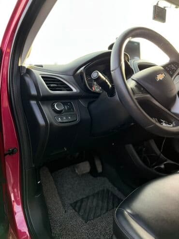 продаю авто с последующим выкупом: Chevrolet Spark: 2019 г., 1 л, Вариатор, Бензиновая, Хэтчбэк — 5