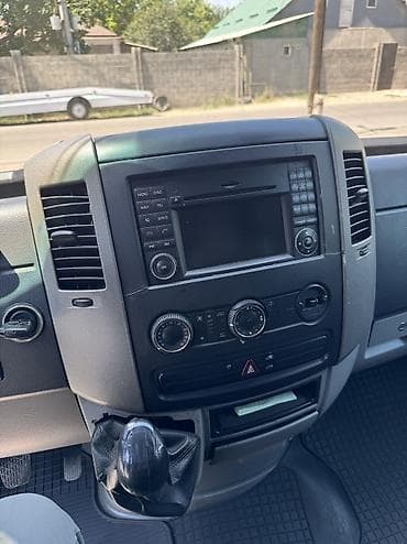 vw crafter: Mercedes-Benz Спринтер: 2008 г., 2.2 л, Механика, Фургон — 8