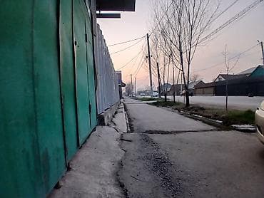 Дома: 🔥 Продается дом на первой линии под бизнес! 📍 Адрес: г. Бишкек, ул — 2