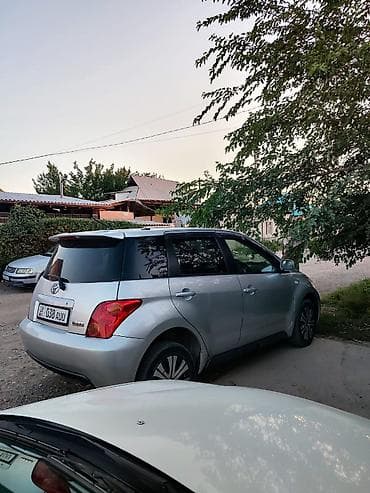 Унаа сатуу: Toyota Ist: 2003 г., 1.5 л, Автомат, Бензин — 1