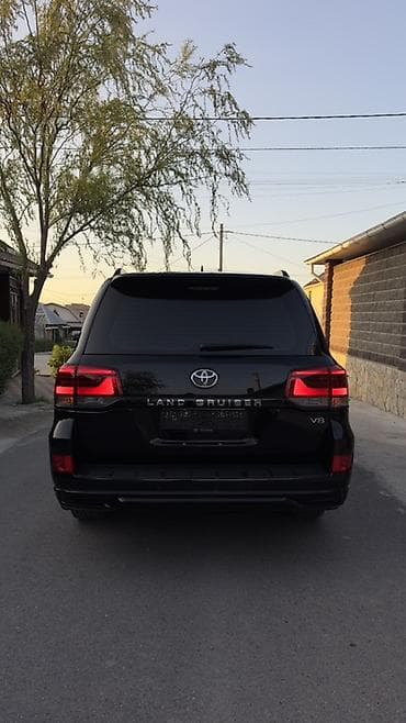 средний низкий: Toyota Land Cruiser: 2016 г., 4.6 л, Автомат, Бензин, Внедорожник — 5