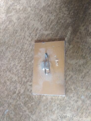 на железных номерах: Продаю значок жигули 2101 копейка 1970г — 2