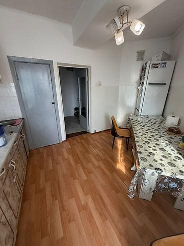 продаю 3комнатную квартиру: 3 комнаты, 62 м², Индивидуалка, 3 этаж, Старый ремонт — 3