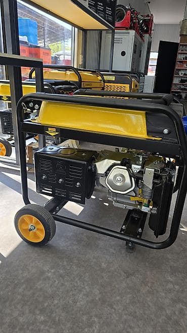электро лебедка: Бензиновый генератор Excalibur SM9500CXE - Максимальная мощность: 8.5 — 4