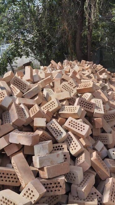 куплю газабетоные оборудование для производства газаблока: Кирпичи Жжёный кирпич Пустотелый, дырчатый Глиняный, керамический — 10