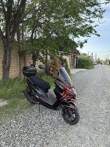 Макси-скутер Yamaha, 150 куб. см, Бензин, Б/у — 4