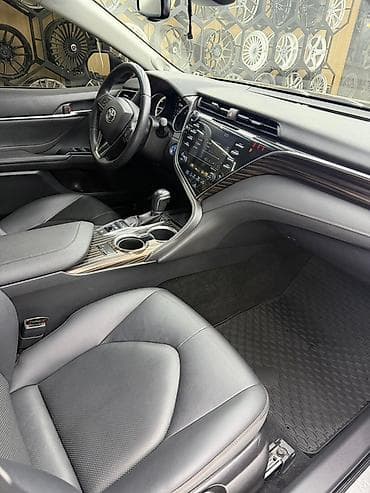 Toyota: Toyota Camry: 2018 г., 2.5 л, Автомат, Гибрид, Седан — 6