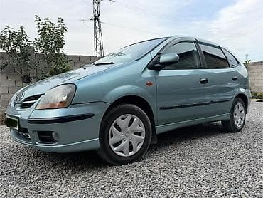 чехии: Nissan Tino: 2001 г., 1.8 л, Механика, Бензин, Хэтчбэк — 4