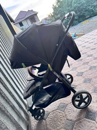 купить детский велосипед с ручкой от 1 года: Коляска, цвет - Черный, Б/у — 1