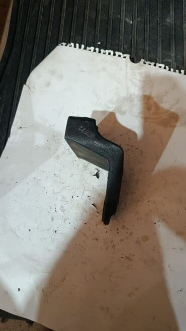 запчасти на хендай портер 2: Подушка мотора Hyundai 2015 г., Б/у, Оригинал — 2