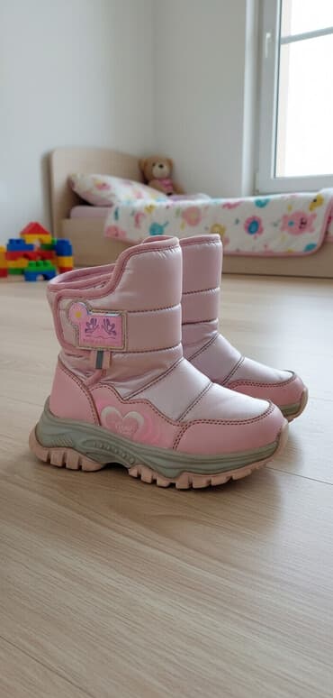 обувь каракол: Сапожки зимние. 
размер 30.
состояние хорошее. 
500 сом.
Кара Балта! — 1