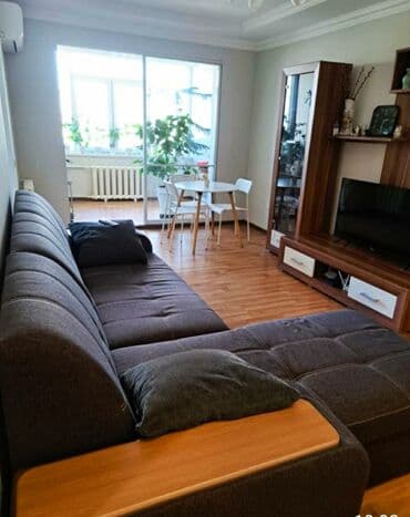 сдаю квартиру 8 микрорайон: 3 комнаты, 58 м², 104 серия, 4 этаж, Дизайнерский ремонт — 1