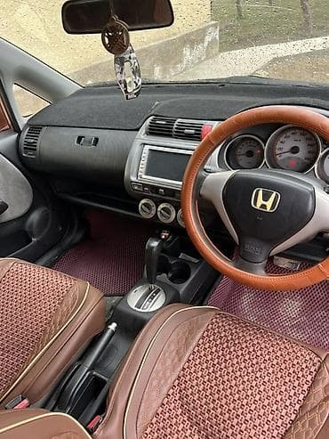 maxda demio: Honda Fit: 2004 г., Автомат, Бензин, Хэтчбэк — 3