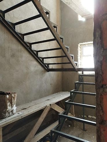 деревянная лестница: Деревянная лестница Для дома, Форма лестницы: Много-маршевая, Стиль: Классический — 7