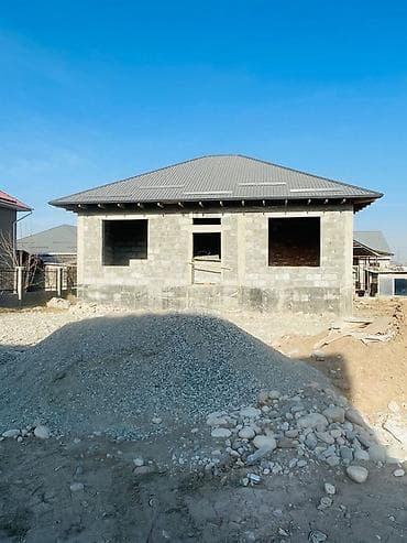 продаю аламедин1: Ак ордо 3 4 сотик Одноэтажный дом (коробка) с четырехскатной крышей — 3